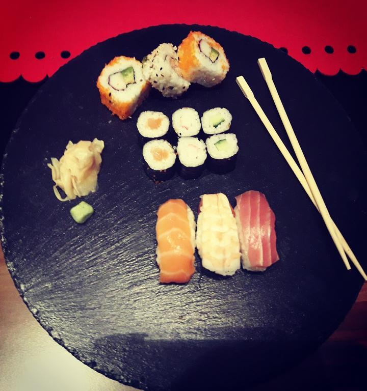 Tam Sushi